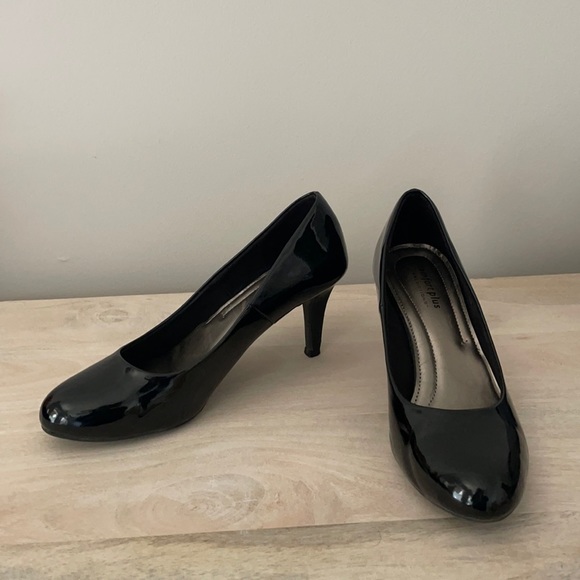 comfort plus by Predictions heels